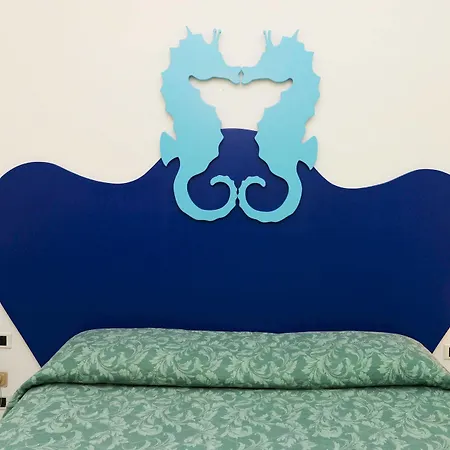 Anna Aparthotel
